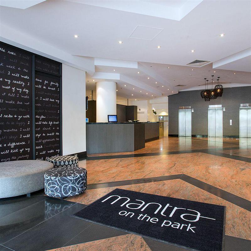 Mantra On The Park Aparthotel เมลเบิร์น ภายนอก รูปภาพ